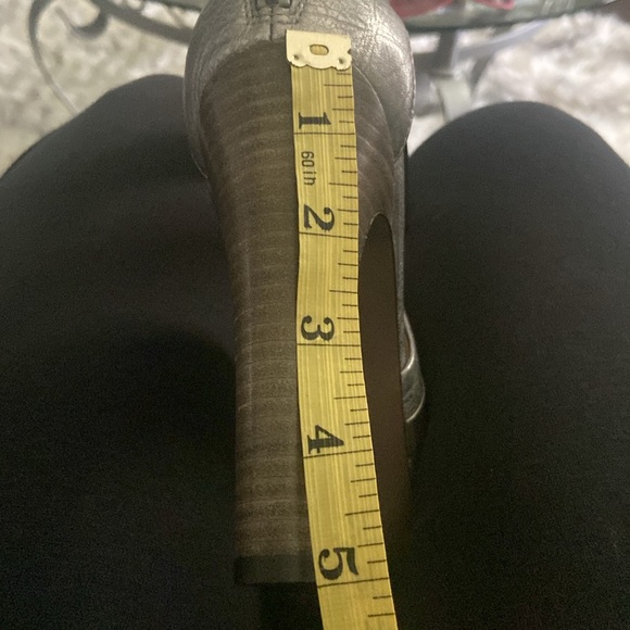 Coach heels - Picture 10 of 10